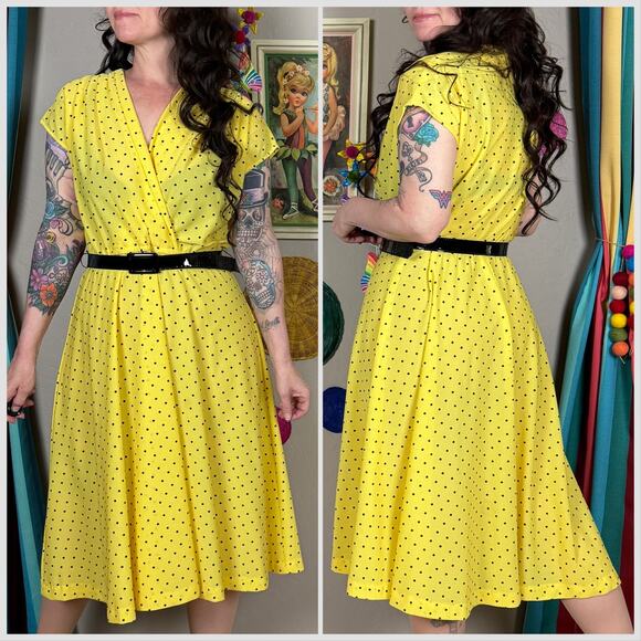 Vintage 1970s Yellow Polka Dot Cap Sleeve Belted Midi Dress - Picture 4 of 9